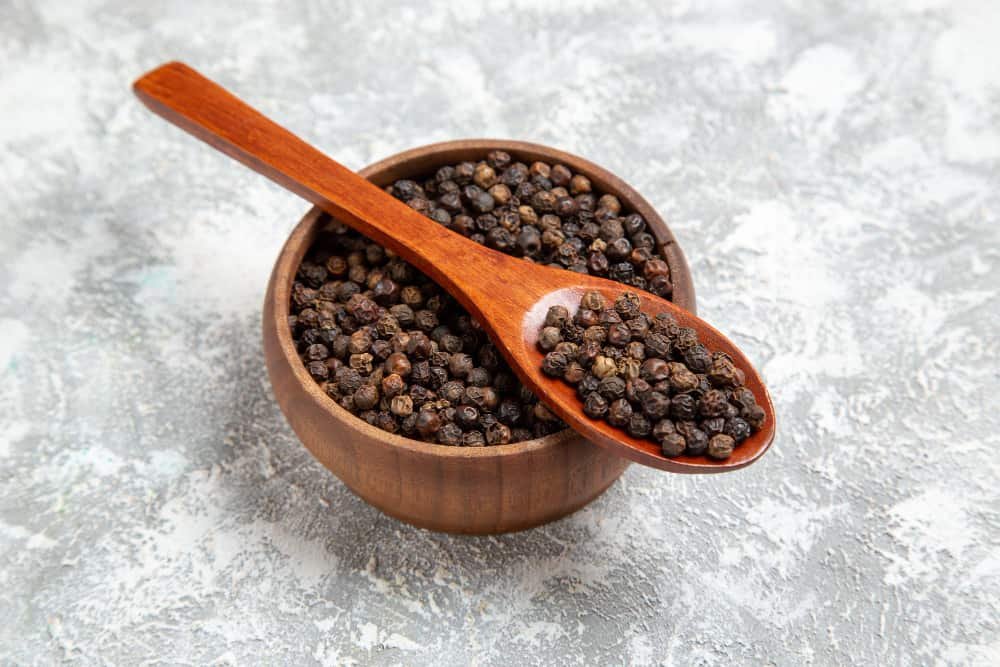 Can Dogs Eat Black Peppercorn?